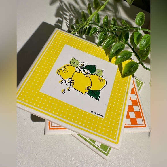 Vintage GIFTCO Fruit & Vegetable Ceramic Tile Coasters - Picture 4 of 8